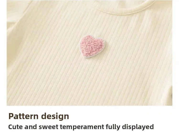 Otra vista del diseño mostrando los detalles del estampado