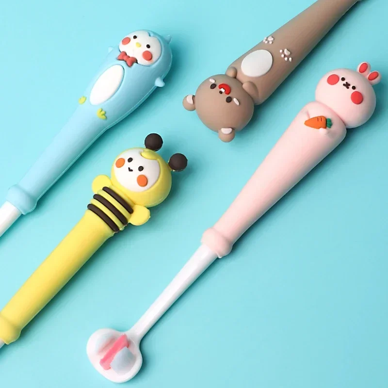 Cepillo de dientes infantil de tres caras con cerdas suaves para niños de 3 a 10 años - imagen 2
