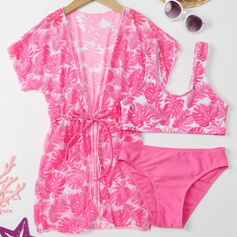 Conjunto de baño infantil con cárdigan malla