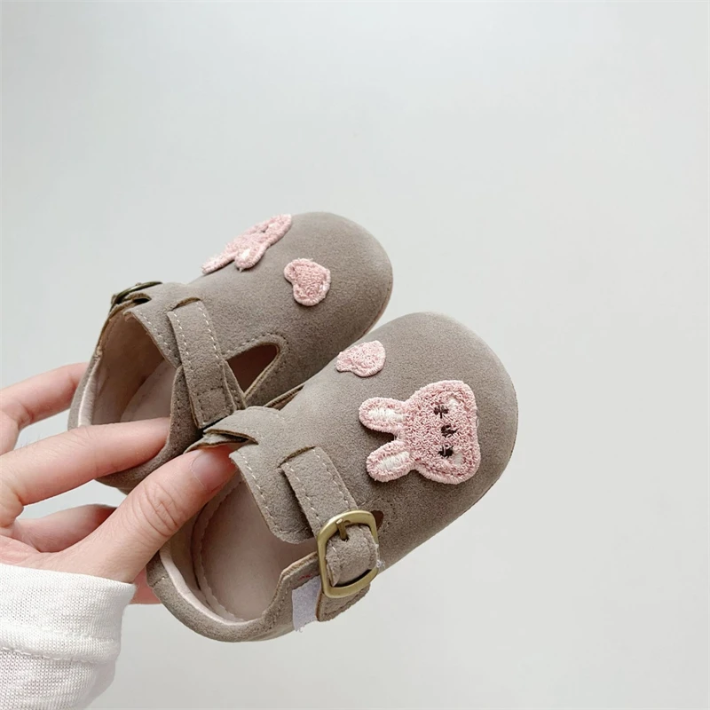 Zapatitos de niña con suela blanda – Diseño conejo para primeros pasos - imagen 4