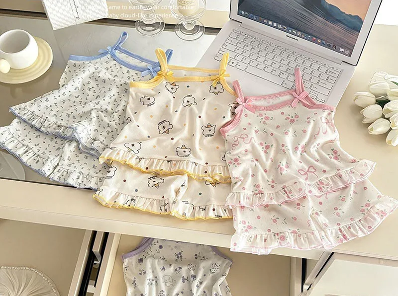 Diseño floral con volantes y lazo para niñas