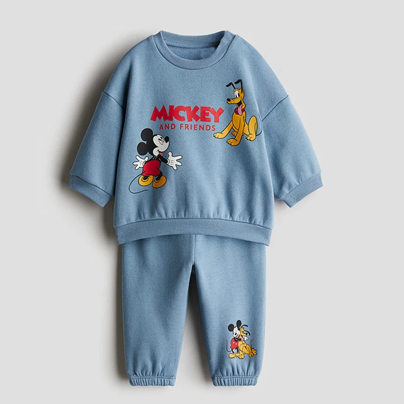 Sudadera con capucha y estampado de coche infantil