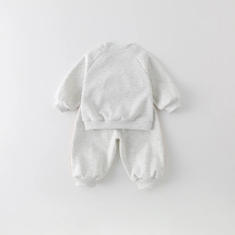 Tejido suave y cómodo del conjunto MILANCEL para bebés