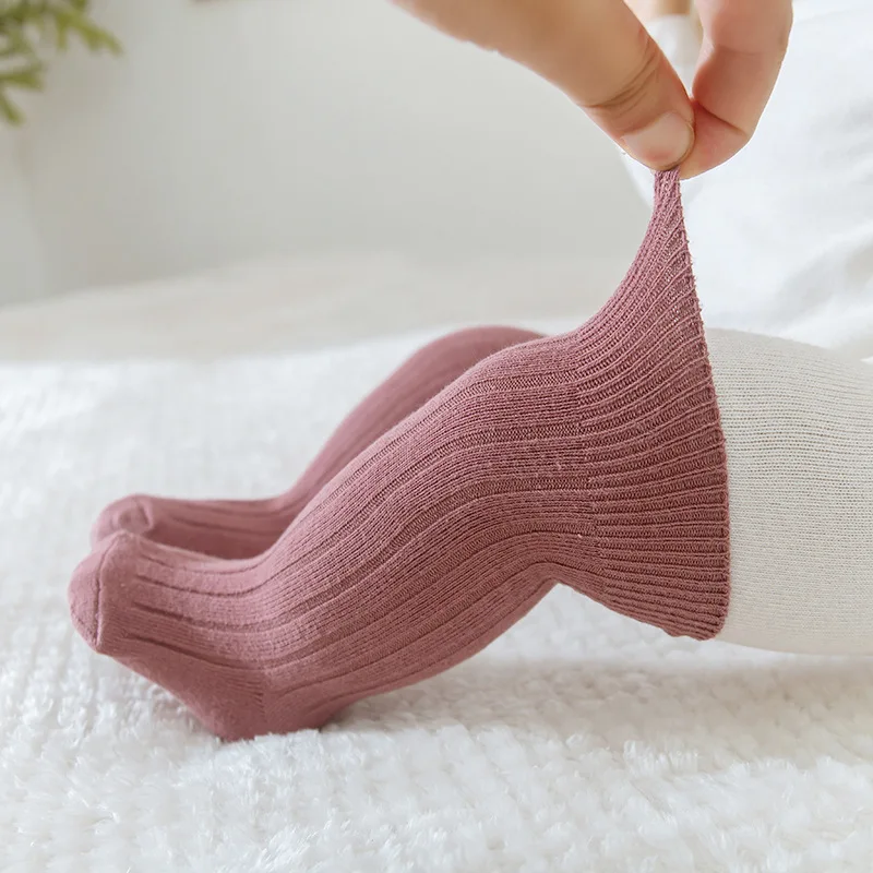 Calcetines altos de algodón para bebé – hasta la rodilla