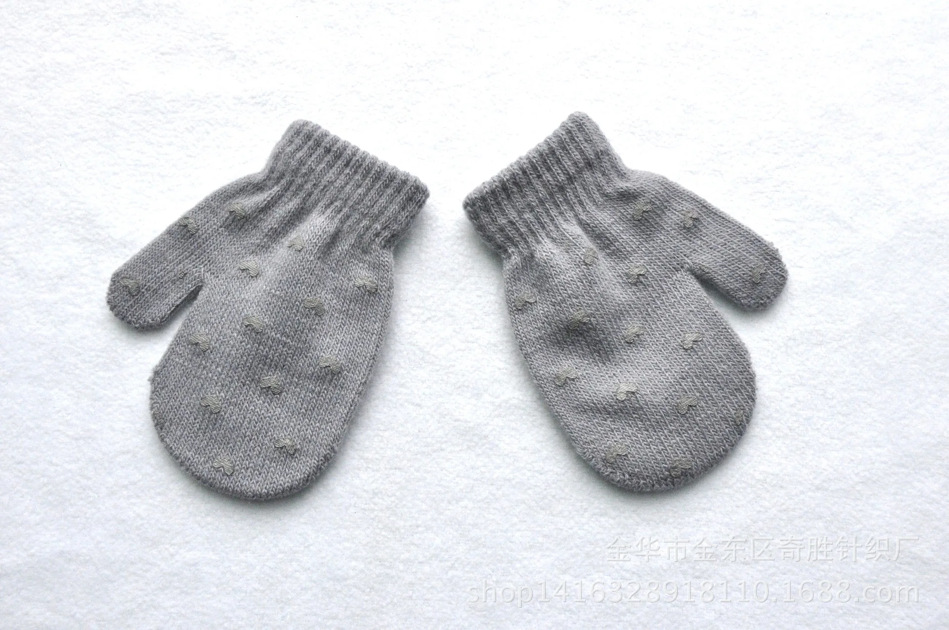 Manoplas infantiles de invierno, opción para regalo