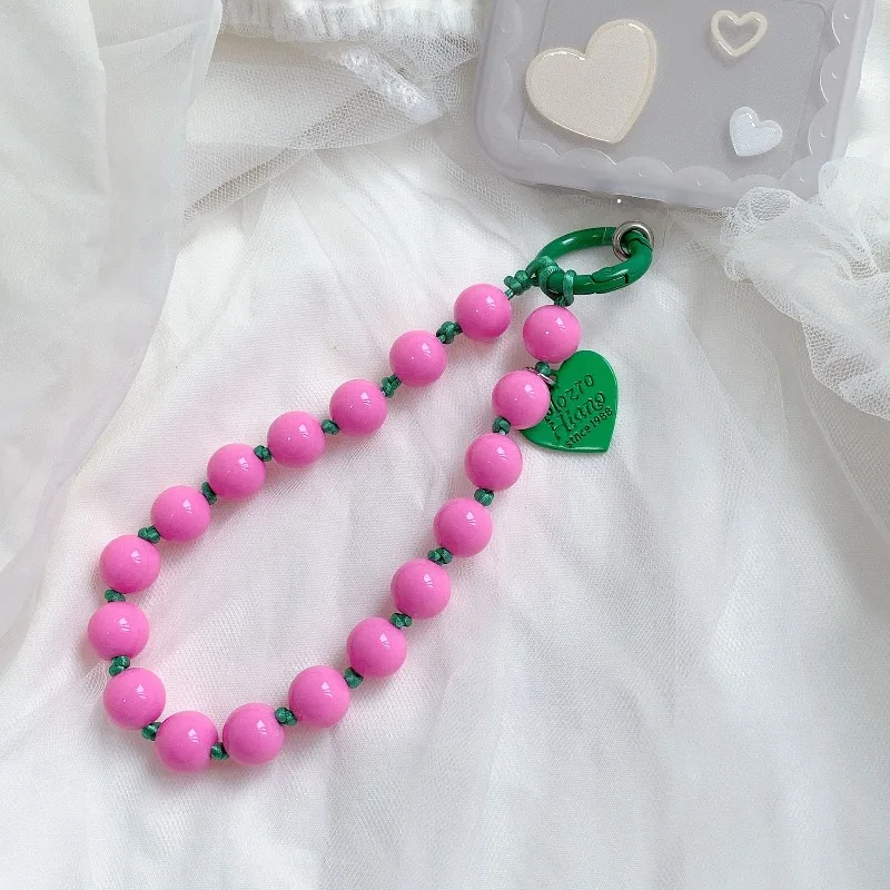 Cordón para el móvil con corazón y colgante de cuentas