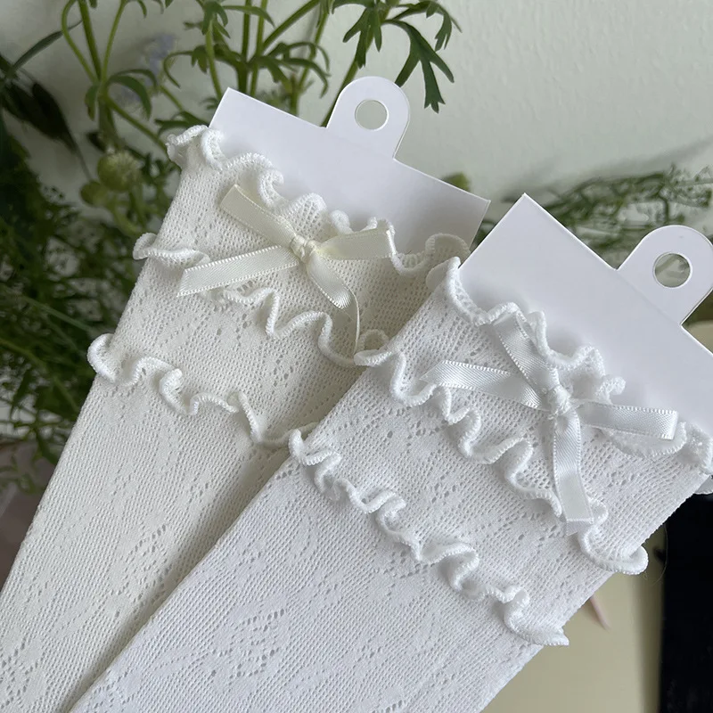 Detalle del diseño con volantes en capas