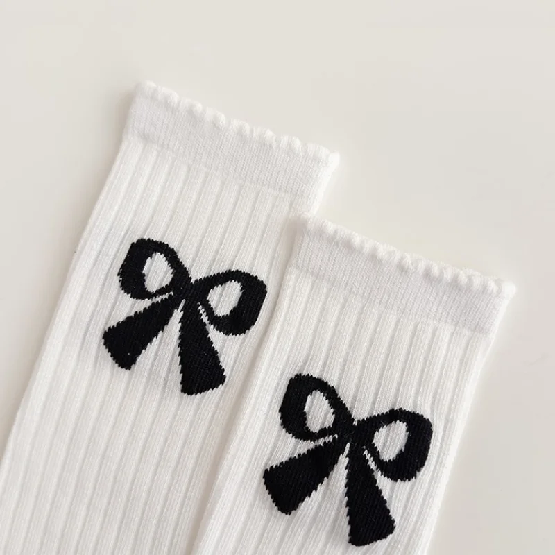 Calcetines altos de algodón para niñas con lazo estilo preppy - imagen 4