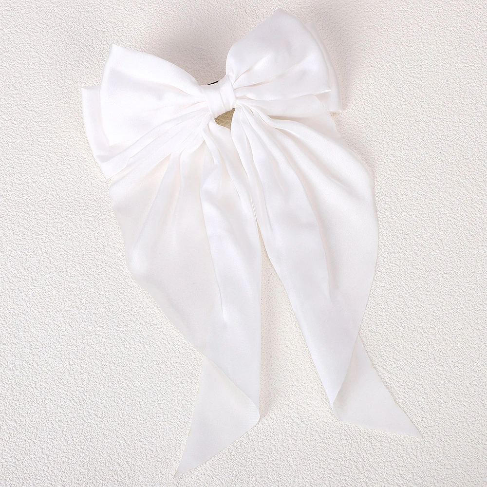Pinza de pelo con lazo de raso para niña – Elegante - imagen 5