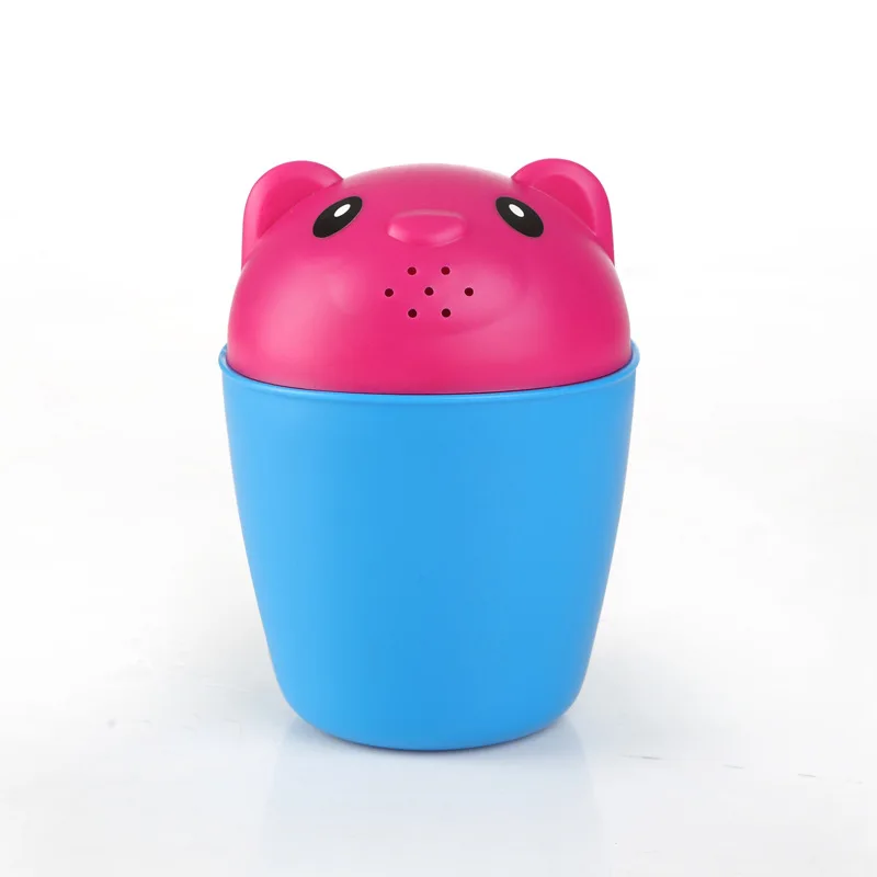 Detalle del tamaño y forma de la taza/cuchara de baño