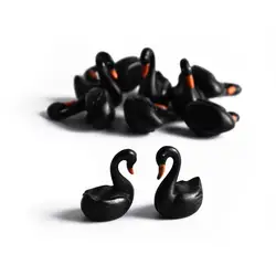 Figura de cisne de resina para jardín de hadas en microescena