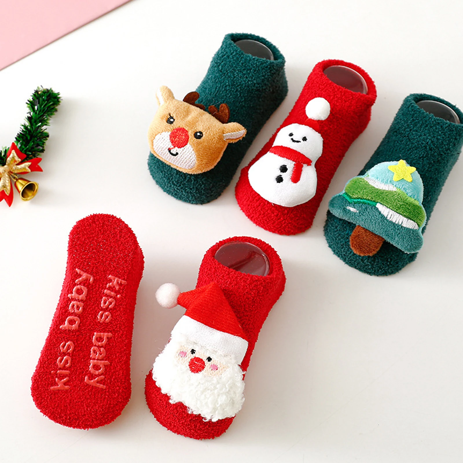 Zapatos planos de invierno para bebé – Diseño navideño 3D - imagen 5