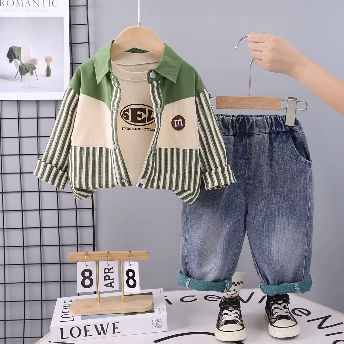 Vista frontal del conjunto infantil