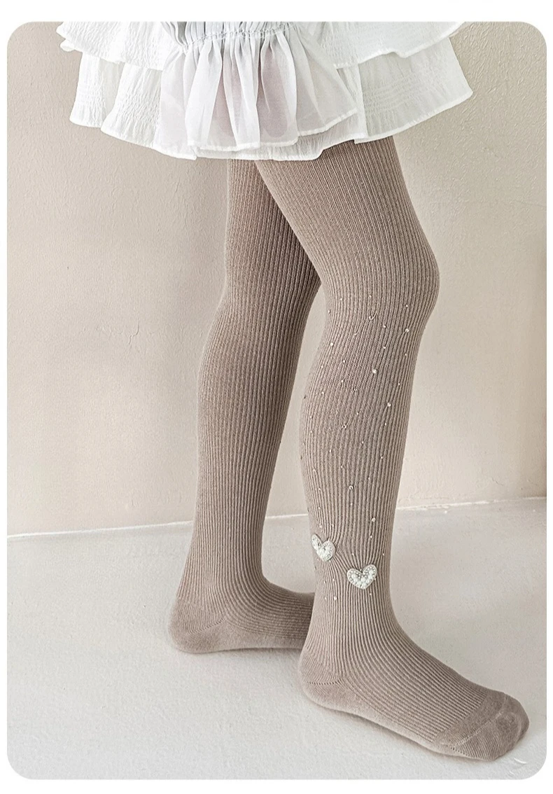 Uso conjunto con vestido para estación primaveral