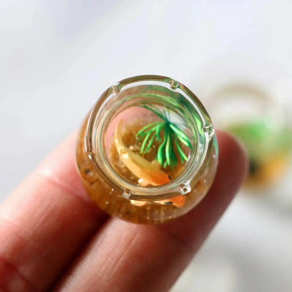 Pecera de cristal en miniatura para casa de muñecas con peces - imagen 3
