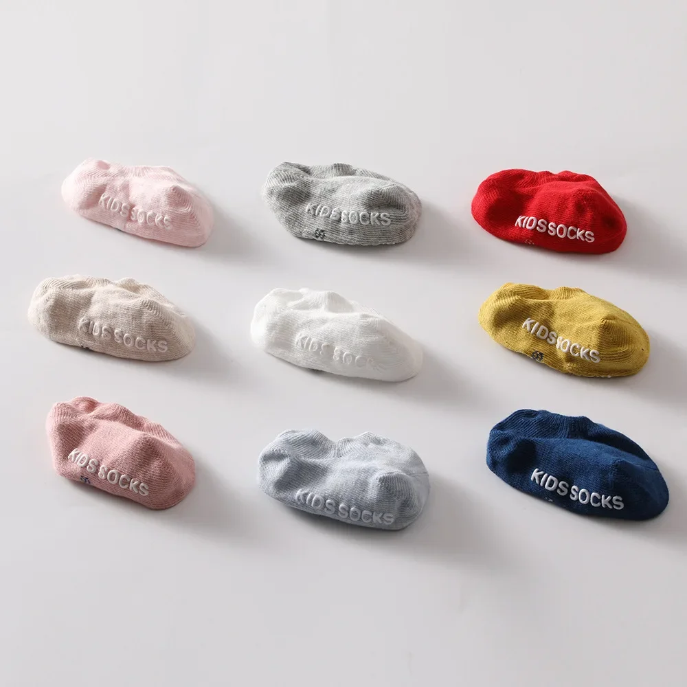 Calcetines tobilleros antideslizantes de algodón para niños - imagen 4