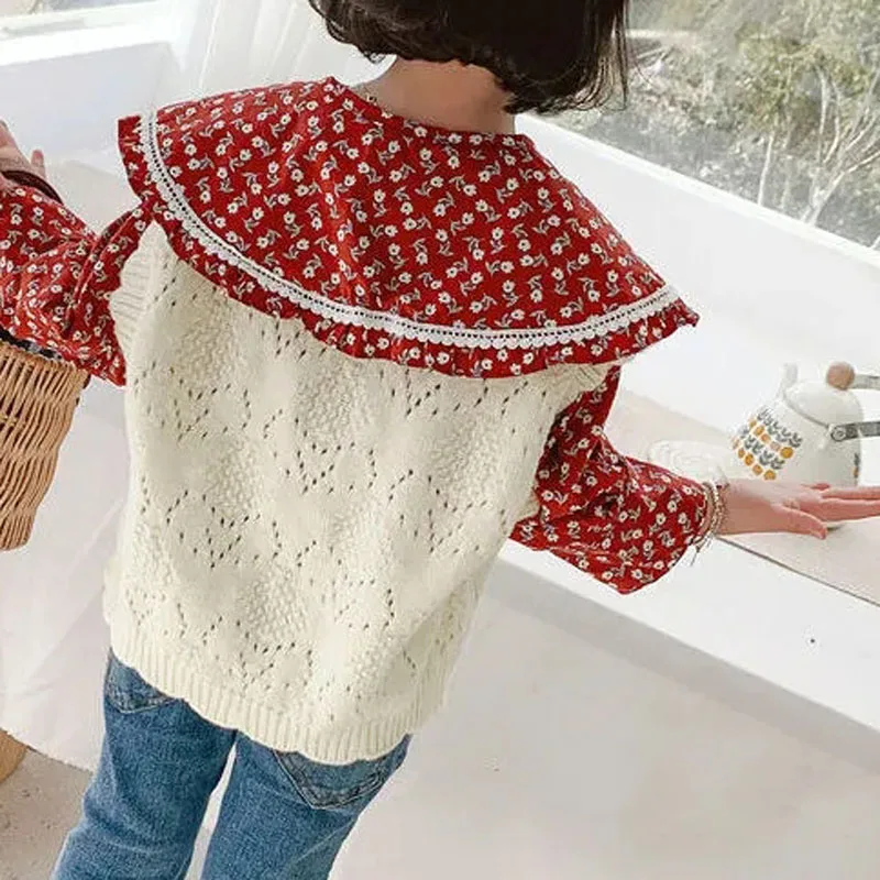Combinación con falda y zapatillas