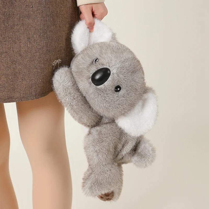 Detalle del peluche y acabado de felpa