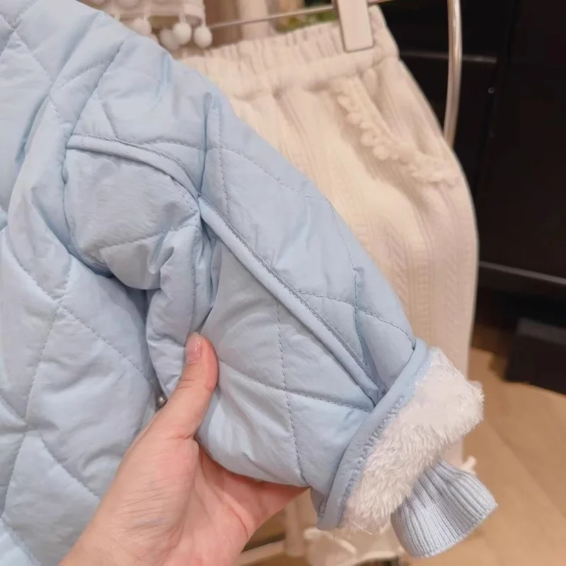 Chaqueta gruesa acolchada para clima frío