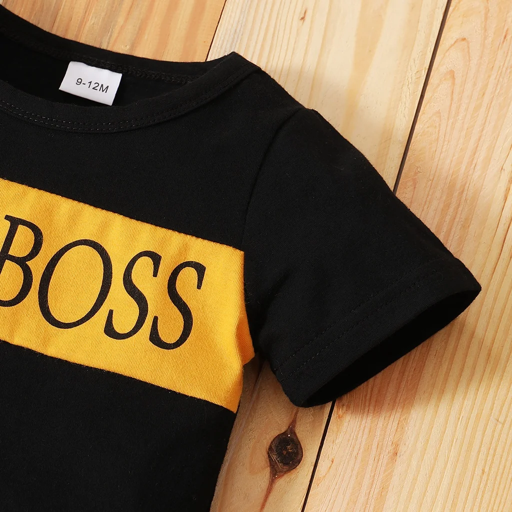 Conjunto verano bebé – Camiseta manga corta con estampado letras + shorts