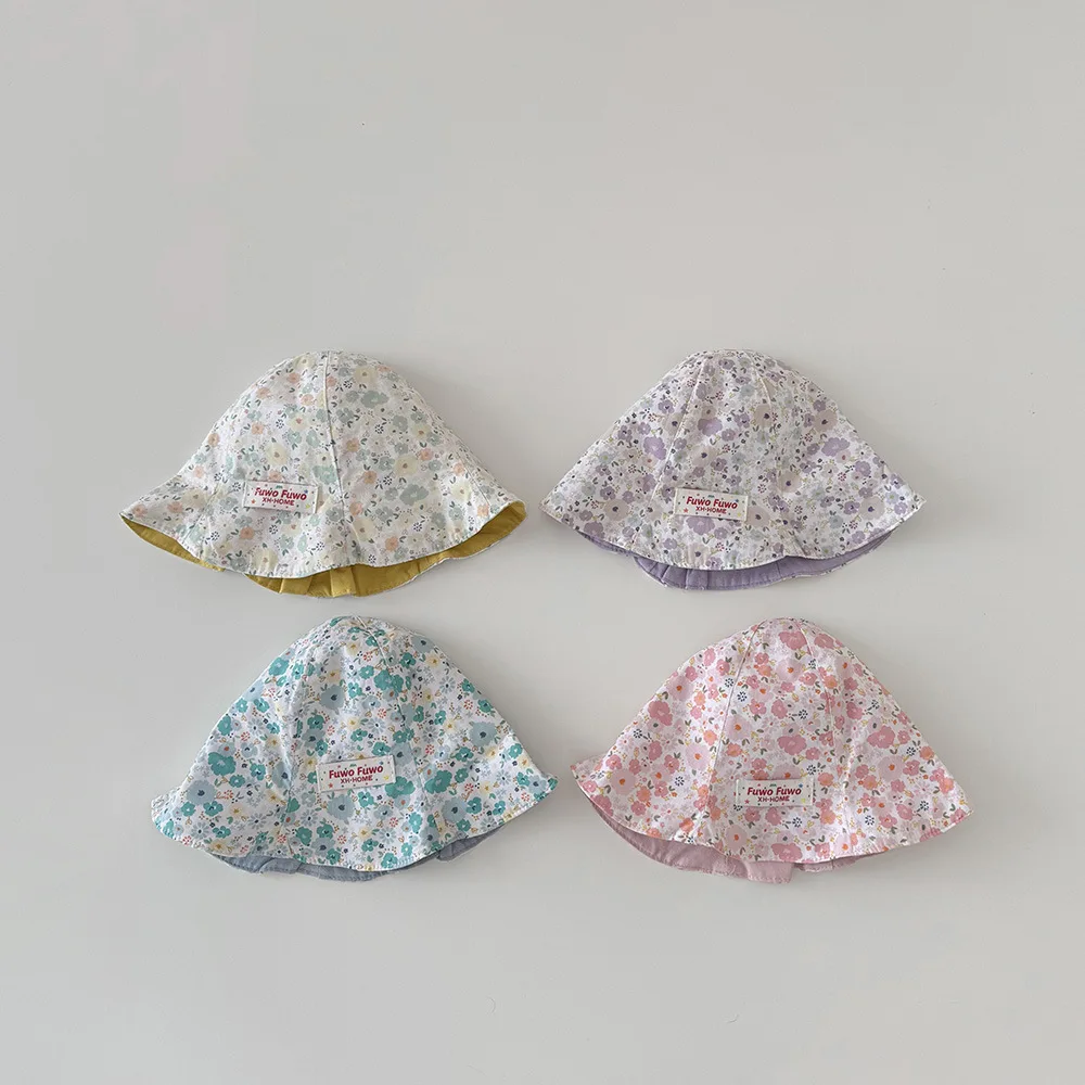 Gorro reversible con estampado floral