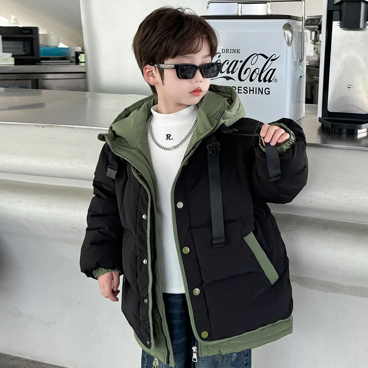 Abrigo de invierno para niños con capucha acolchada - imagen 3