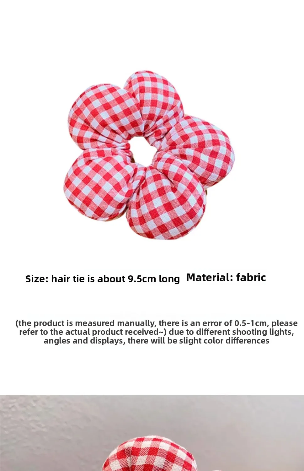 Detalle de la flor 3D en los lazos para el cabello