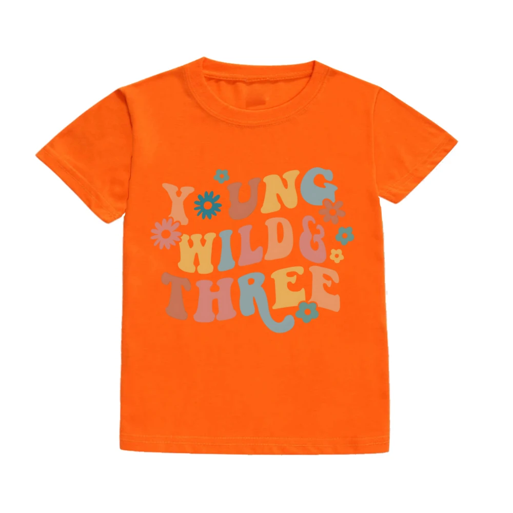 Camiseta retro groovy para el tercer cumpleaños