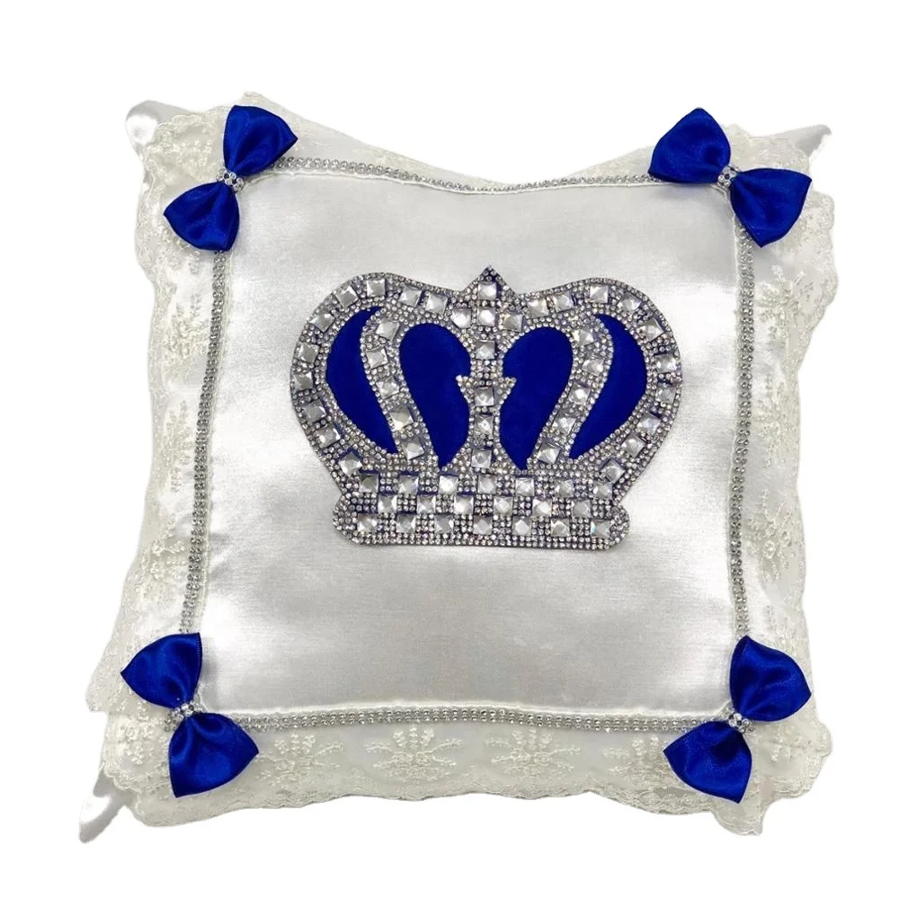 Almohada para bebé de recién nacido con acabado dorado