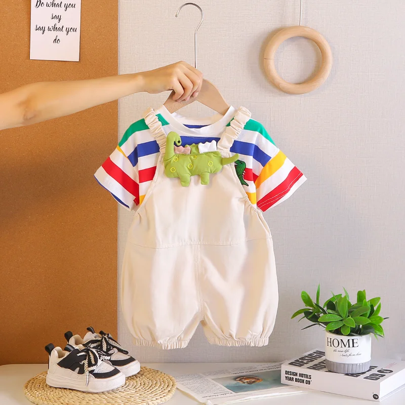 Conjunto de verano para bebé: camiseta a rayas y pantalón corto - imagen 4