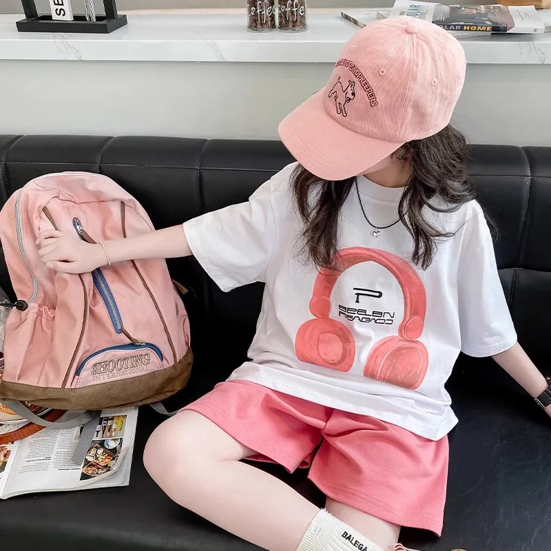 Conjunto veraniego de camiseta y shorts para niña con manga corta - imagen 4