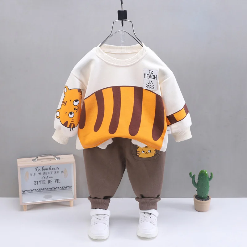 Pijama de algodón para niños con camiseta y pantalón estampados - imagen 3