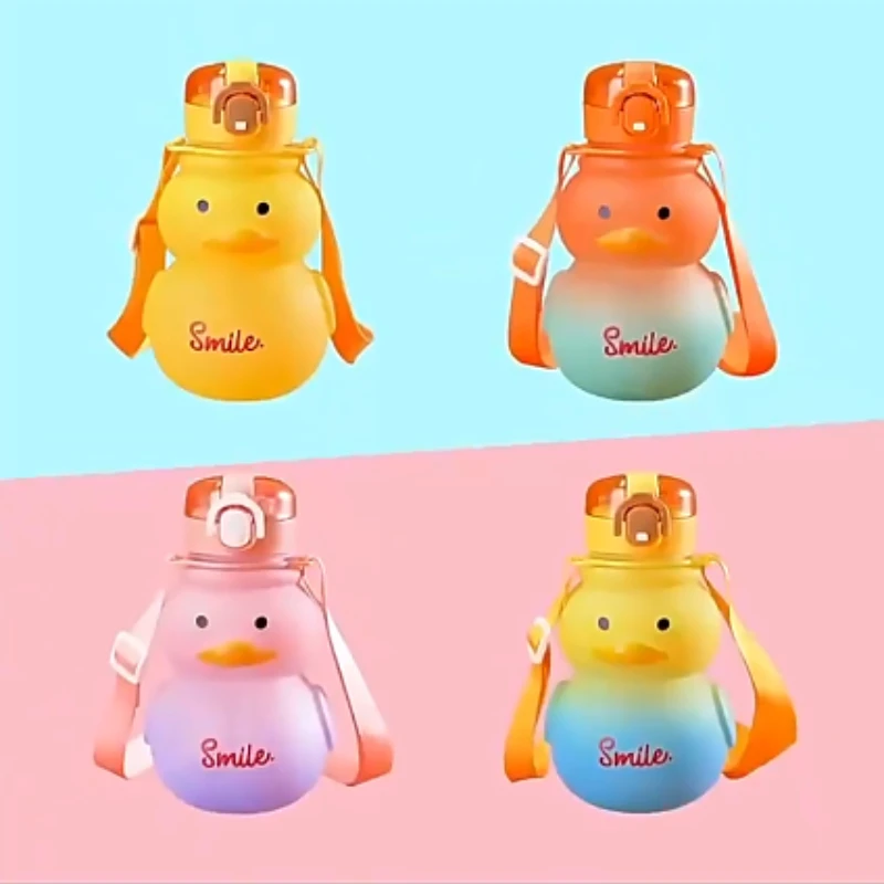 Botella de agua infantil 650 ml con pajita - diseño pato kawaii