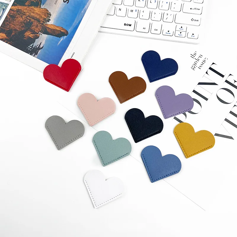 Marcapáginas infantil de corazón en cuero PU para libros, regalo - imagen 3