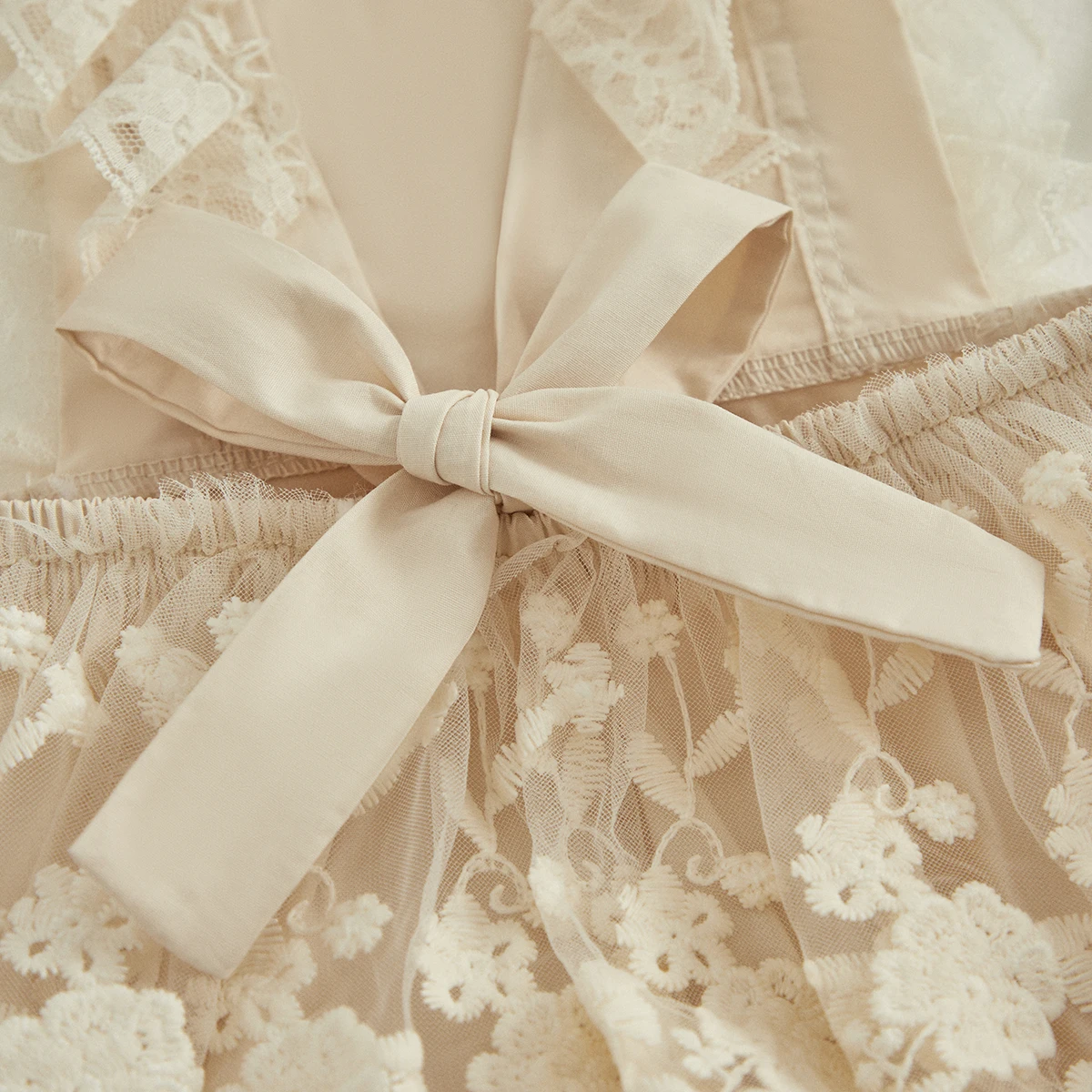 VISgogo Mameluco princesa para niñas con encaje floral y tirantes - imagen 3