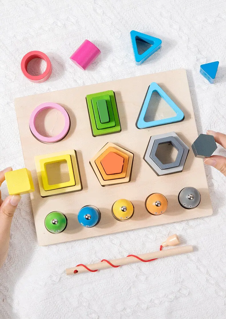 Piezas de madera con colores para clasificación