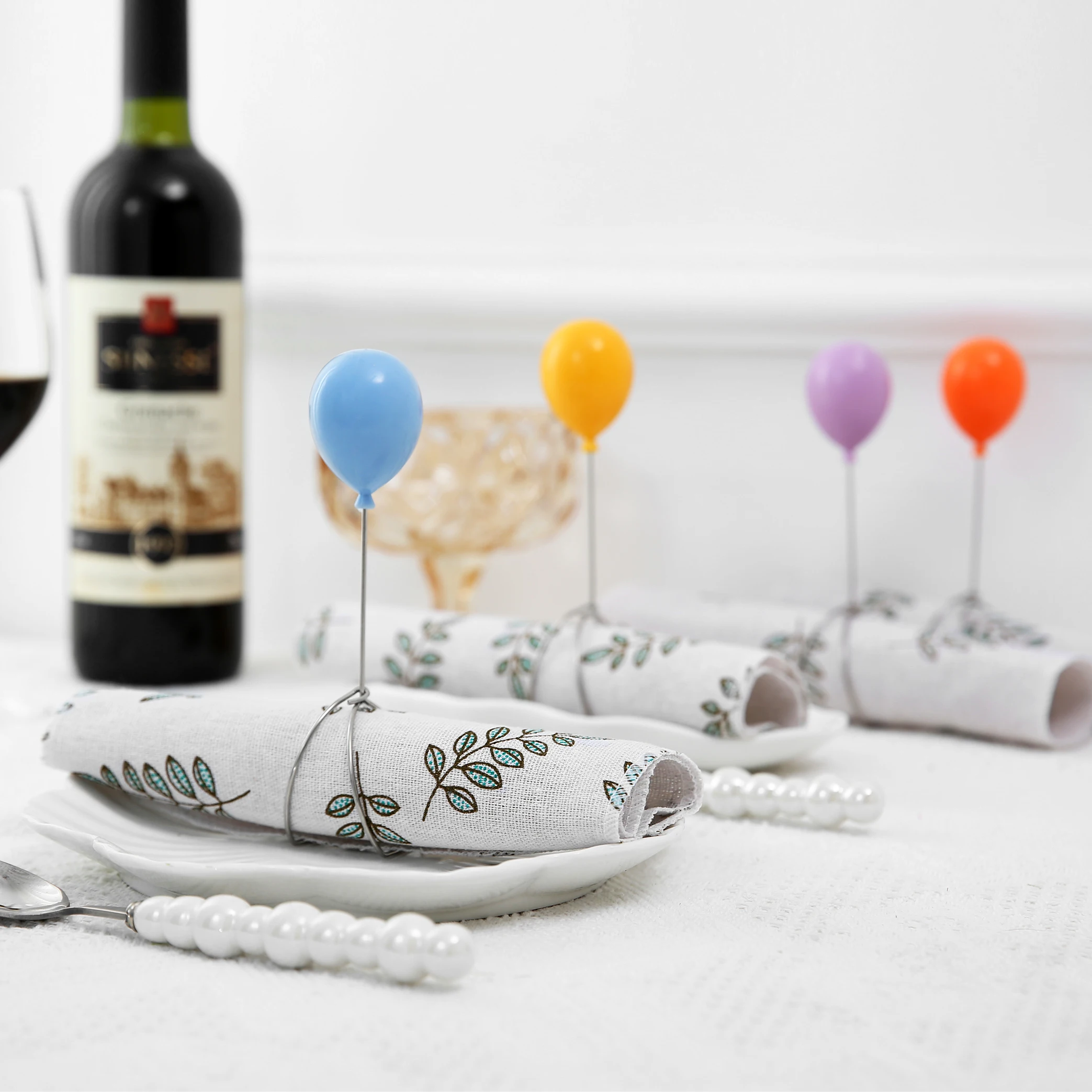 Servilletero de Globo Decorativo y Reutilizable para Mesa Infantil - imagen 5
