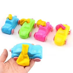 Coche de retroceso con experimento de ciencia educativo para niños