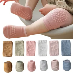 Rodilleras para bebé con calcetines antideslizantes de seguridad
