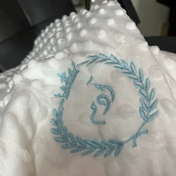 Conjunto de recién nacido de algodón bordado para niño