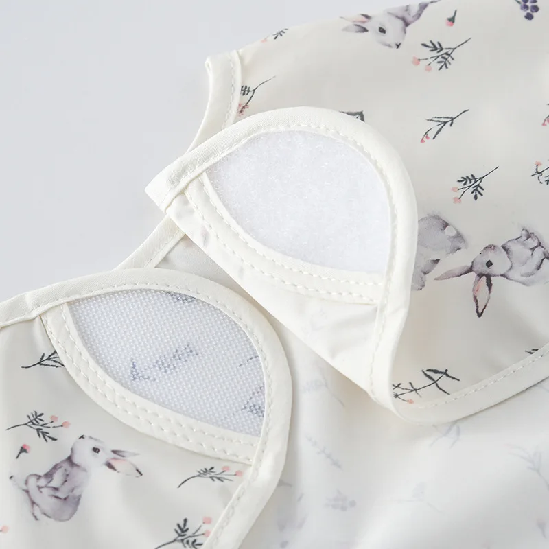 Babero impermeable de manga corta para bebé – Estampado infantil - imagen 4