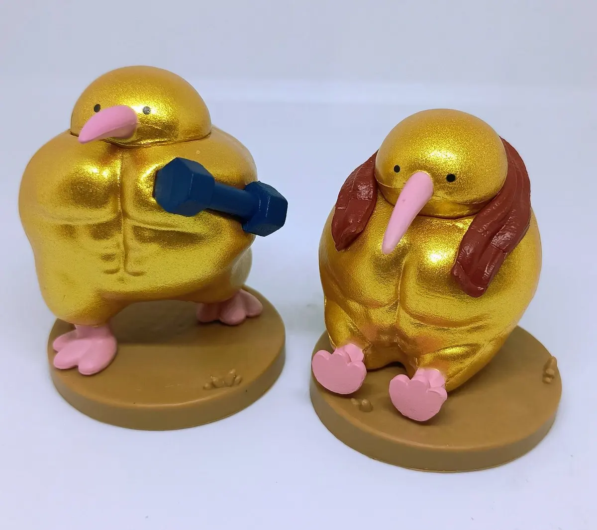 Figura de juguete cápsula Yell pájaro dorado estilo tierno - imagen 5