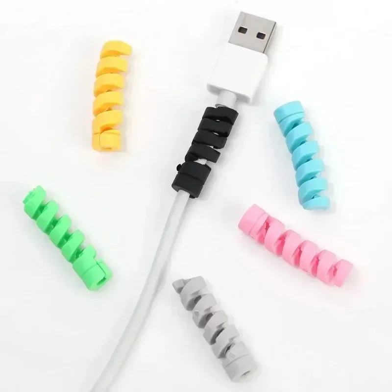 Protector de cables en espiral de silicona para cable de carga USB - imagen 4