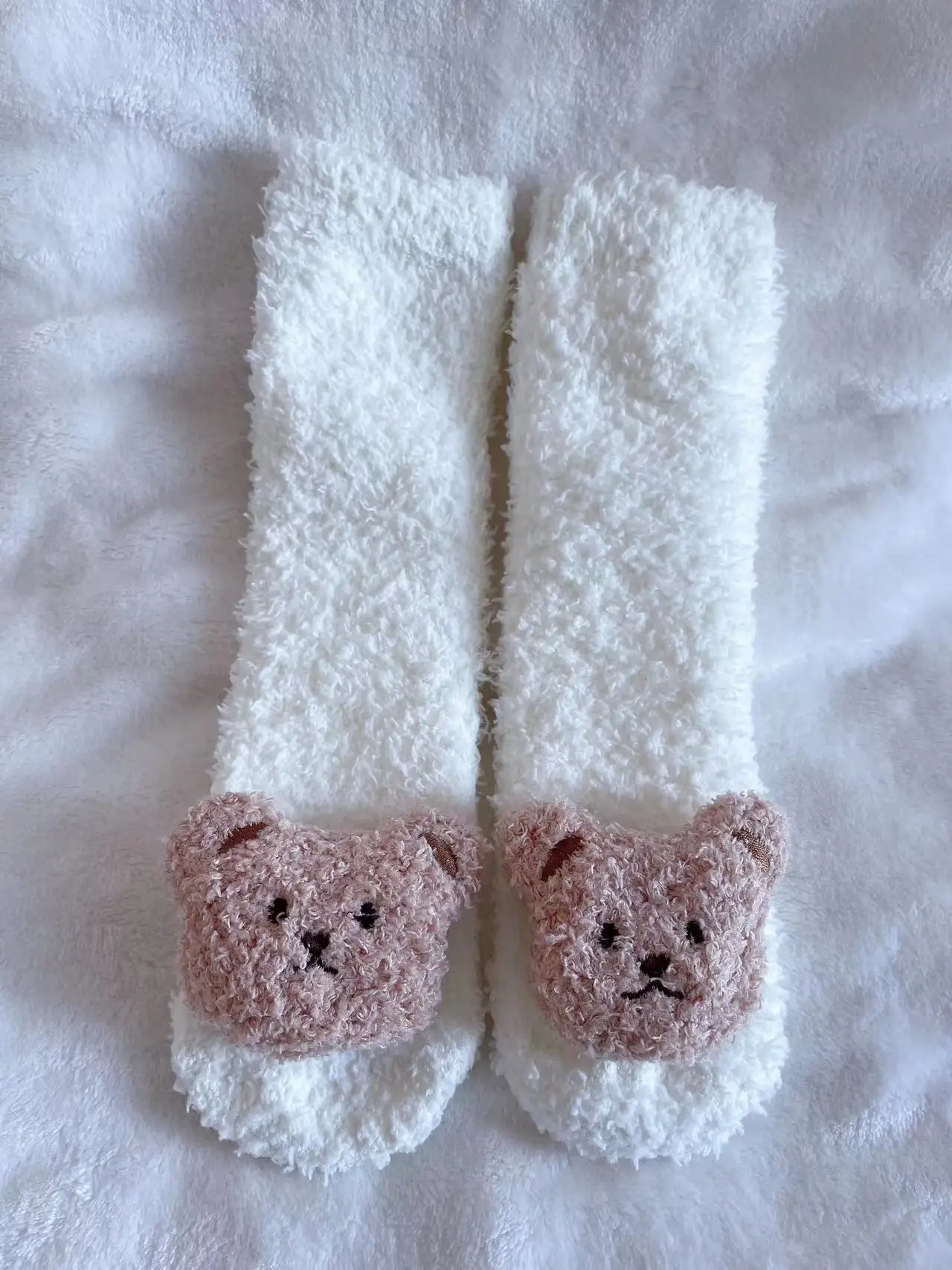 Calcetines térmicos para bebé de felpa antideslizantes – Invierno - imagen 4
