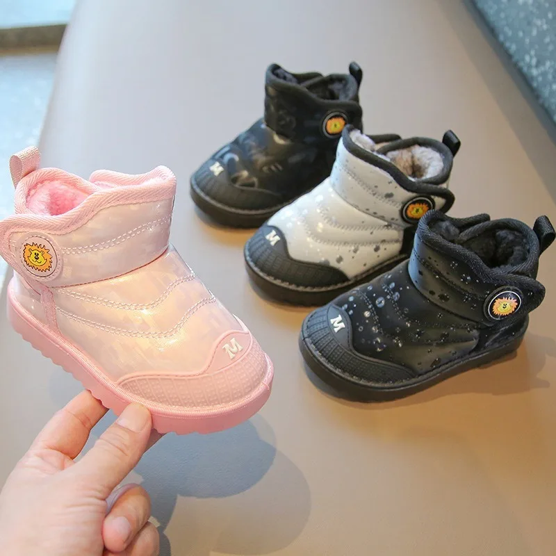 Botas de invierno para niño con suela antideslizante y fondo plano - imagen 3