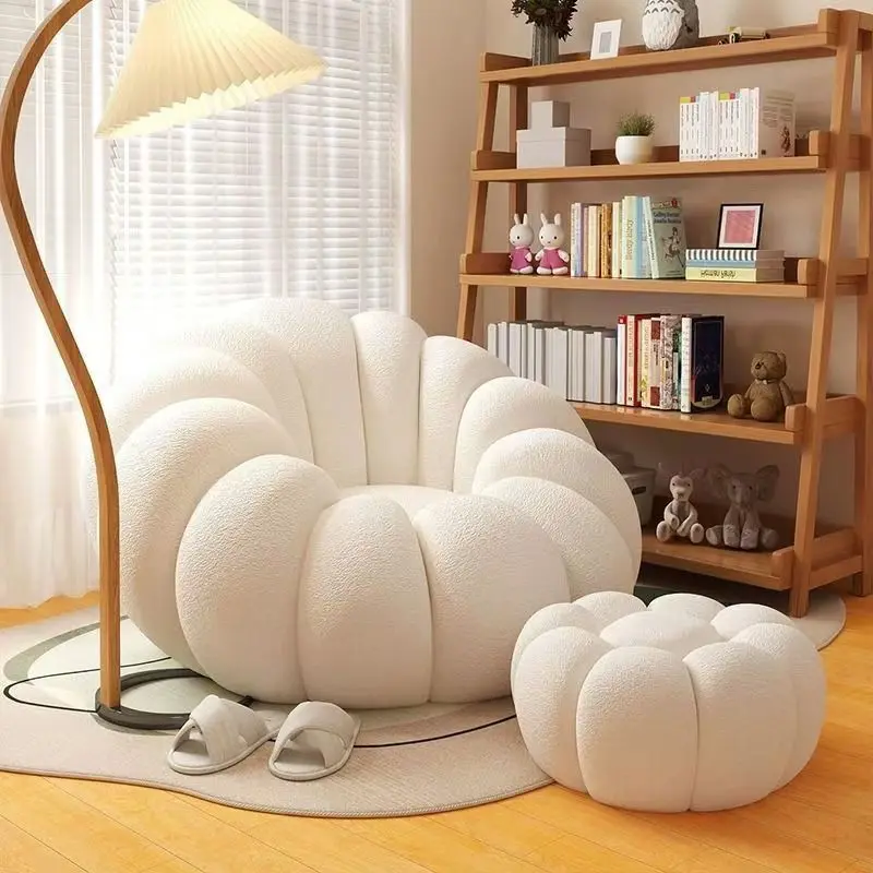 Sofá infantil de suelo calabaza crema – Estilo nórdico y princesa