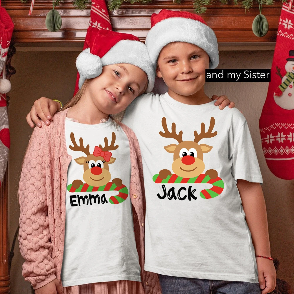 Camiseta de Navidad con ciervo y diseño festivo