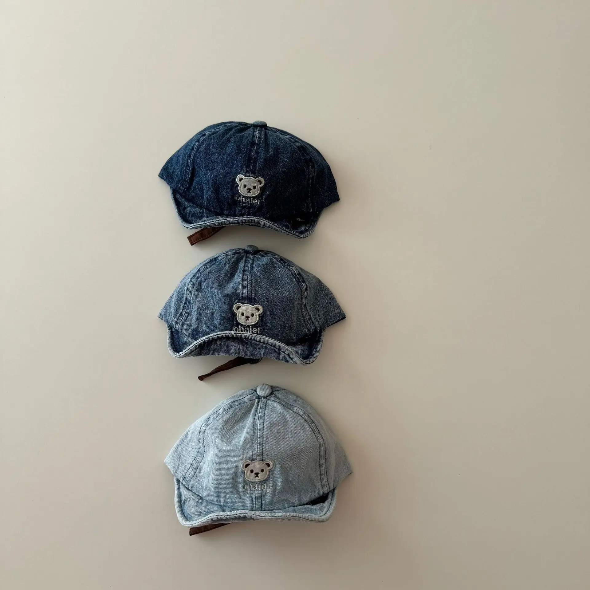 Sombrero de bebé de denim suave con visera y ala