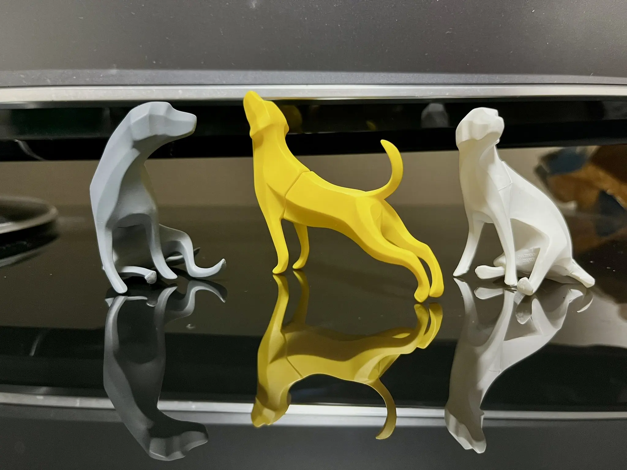 Figura coleccionable Los Perros Ryo Hagiwara – Decoración escritorio - imagen 4