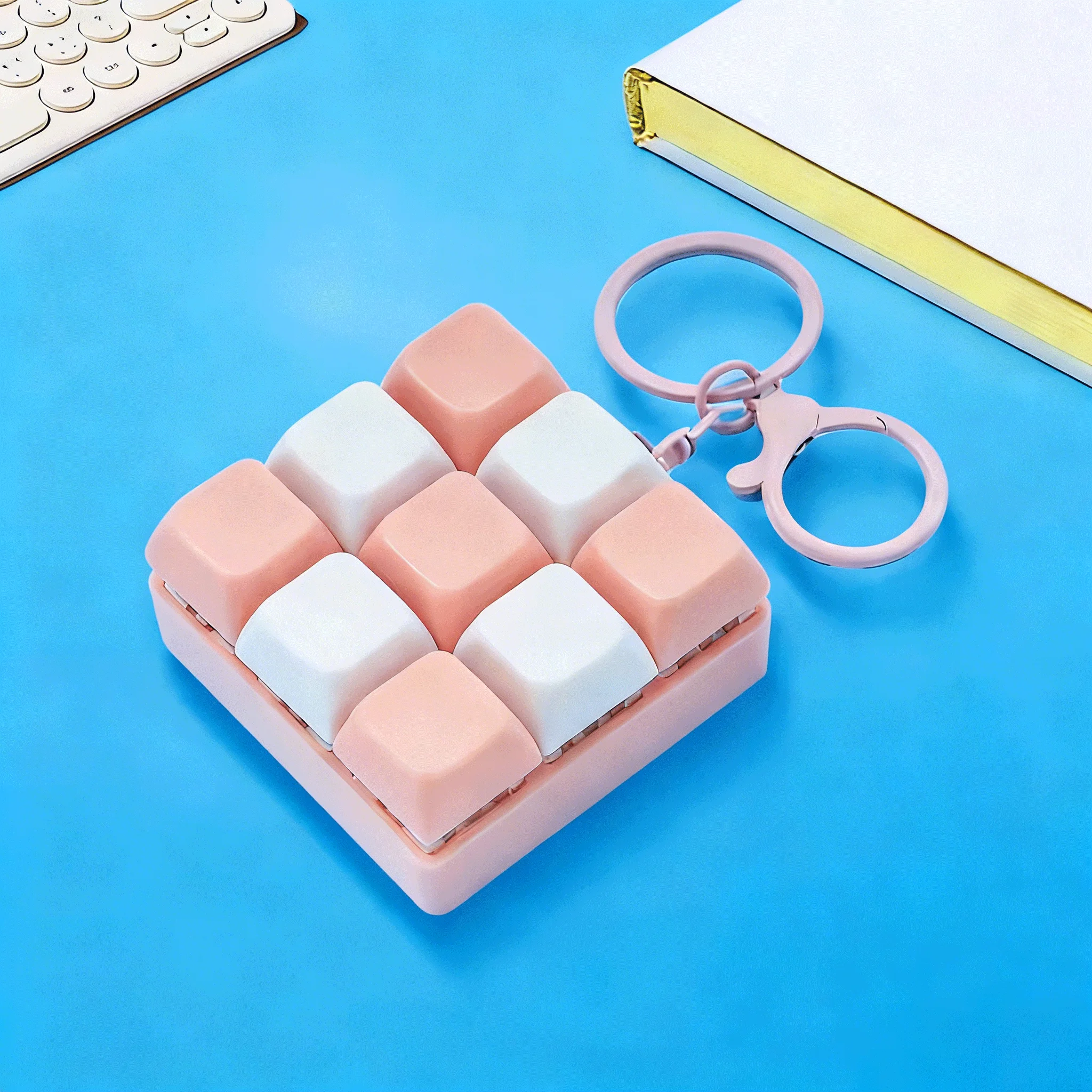 Teclado antiestrés de botones con llavero para niños y adultos - imagen 5